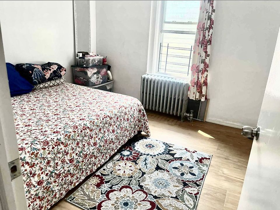 2nd image of 277 E 38th St Floor 2