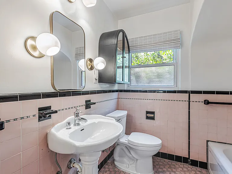 Main House Bathroom