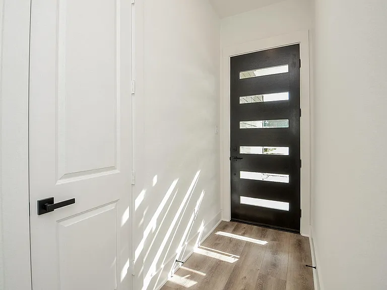 7703 Inwood Grove Ln — Photo 8