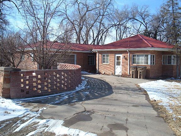 3rd image of 1401 Colorado Ave