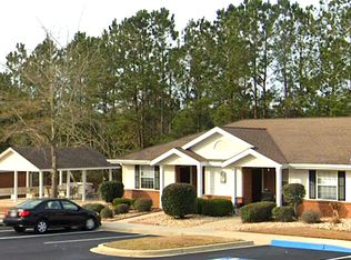 1104 Cove Landing Dr, Thomasville, GA 31792