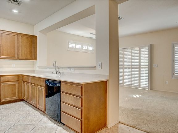 5th image of 2988 Friendship Hill Cir