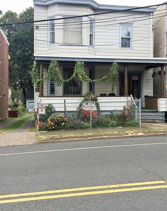 1st image of 37 Robinson Ave
