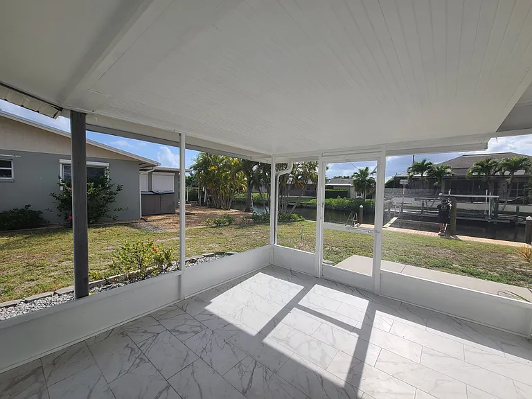 4425 N Canal Cir — Photo 10