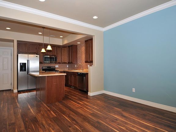 3rd image of 4536 W Cave Run Ln