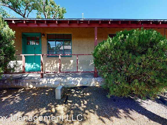 2nd image of 1816 Lead Ave SE APT 1
