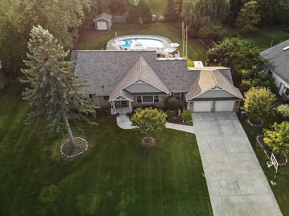 3rd image of 4609 Ottawa Dr