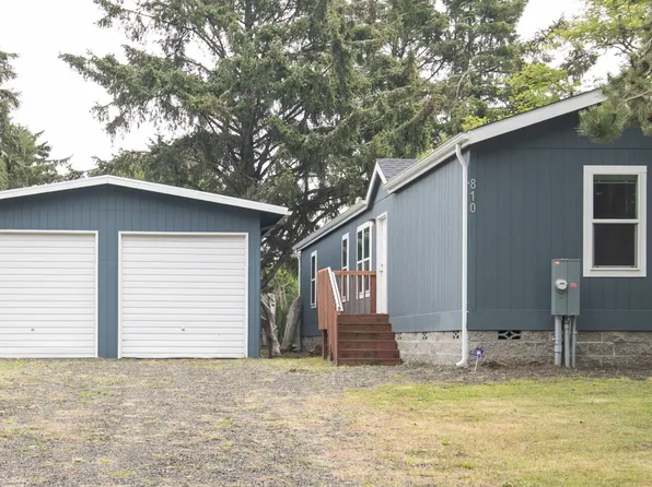 810 Magellan Avenue NE, Ocean Shores, WA 98569
