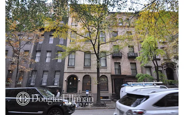 Rented by Douglas Elliman | media 17