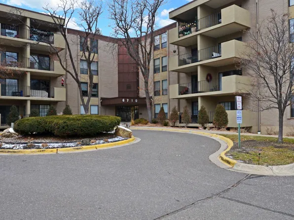 6710 Vernon Ave S APT 213, Minneapolis, MN 55436