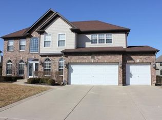 2211 Spartina Ln, Naperville, IL 60564