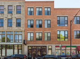 1064 N Milwaukee Ave #3W, Chicago, IL 60622