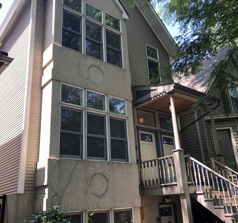 1st image of 3130 N Kenmore Ave #1