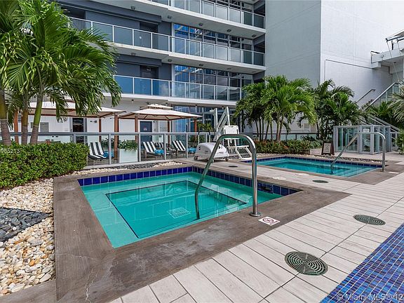 5th image of 1100 Biscayne Blvd Unit 2106