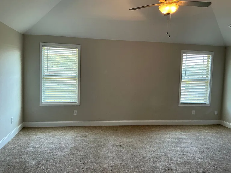 113 Darby Dr — Photo 24