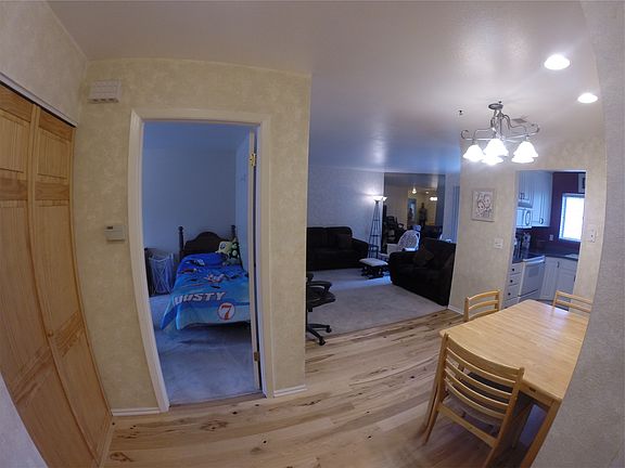 3rd image of 7743 S Briarsprings Dr