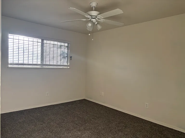 6402 Grigsby Pl — Photo 12
