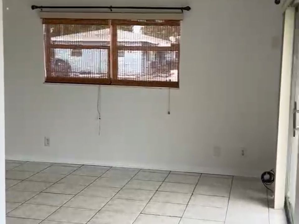 2nd image of 2601 Avenue H E APT 1