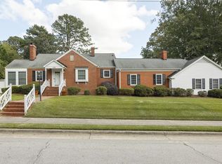 109 S Ennis St, Fuquay Varina, NC 27526