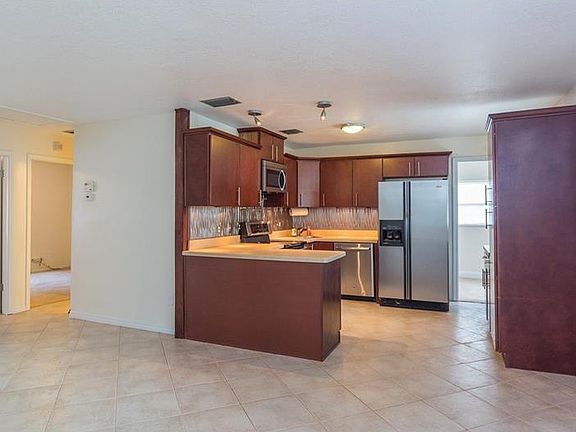4th image of 7108 N 12th St