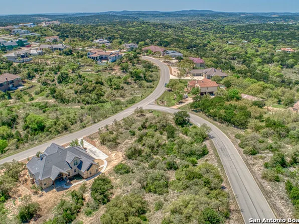 8718 Terra Dl, San Antonio, TX 78255