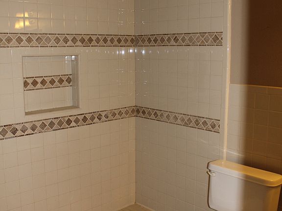 4th image of 2252 E 27th Ln