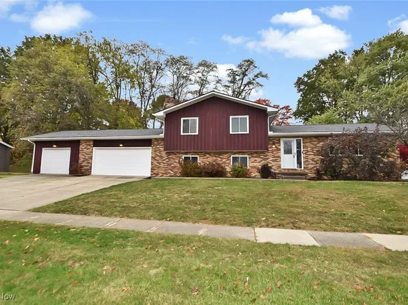 89 W Garwood Dr, Tallmadge, OH 44278