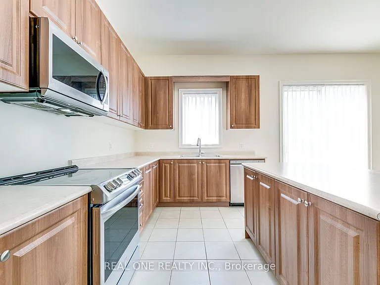 134 Goodwin Cres — Photo 11