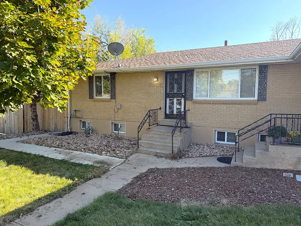 6280 W Ohio Ave