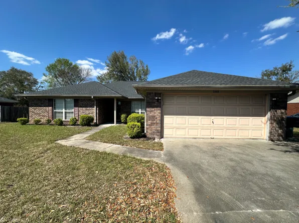 205 Bridgemont Way, Hinesville, GA 31313