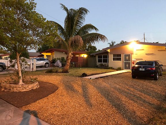 3rd image of 1458 NE 175th St