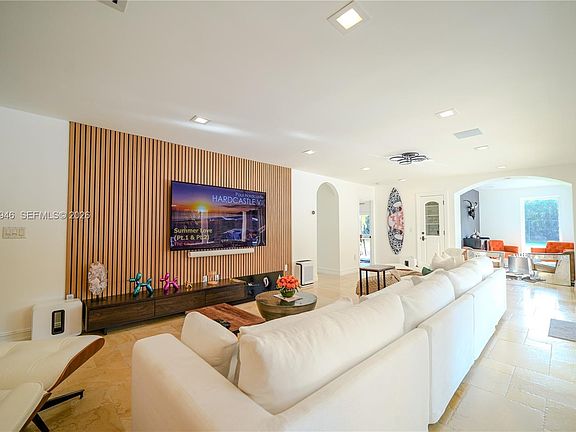 3rd image of 8134 Twin Lake Dr