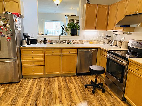 4th image of 17803 NE 93rd Way Unit 3