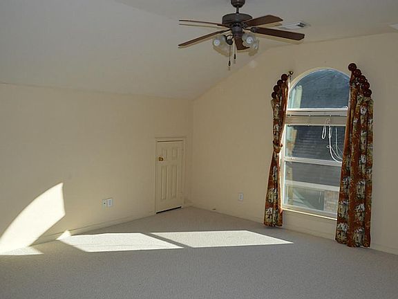 5th image of 17718 Lakes Of Pine Forest Dr