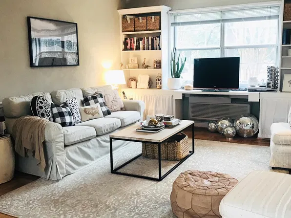 1730 W Abingdon Dr APT 101, Alexandria, VA 22314