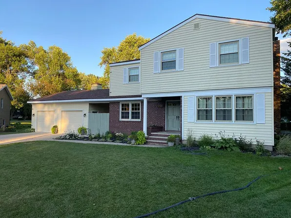 1213 6th Cir SE, Waseca, MN 56093