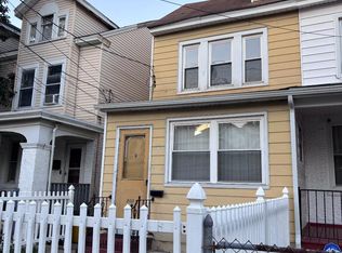 100 Park Ln, Hamilton, NJ 08609