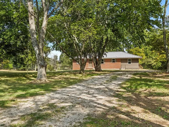 1232 County Road 53, Rogersville, AL 35652