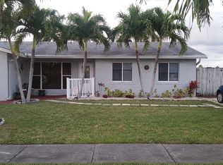 9531 NW 10th St, Pembroke Pines, FL 33024