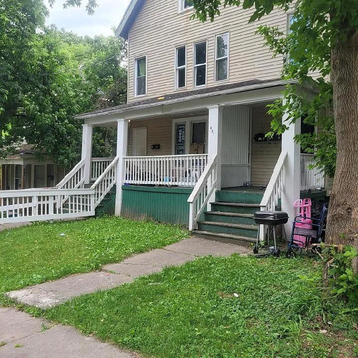 407 Arthur St #3