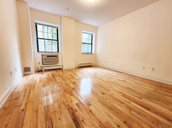 71 Atlantic Avenue image 1 of 4