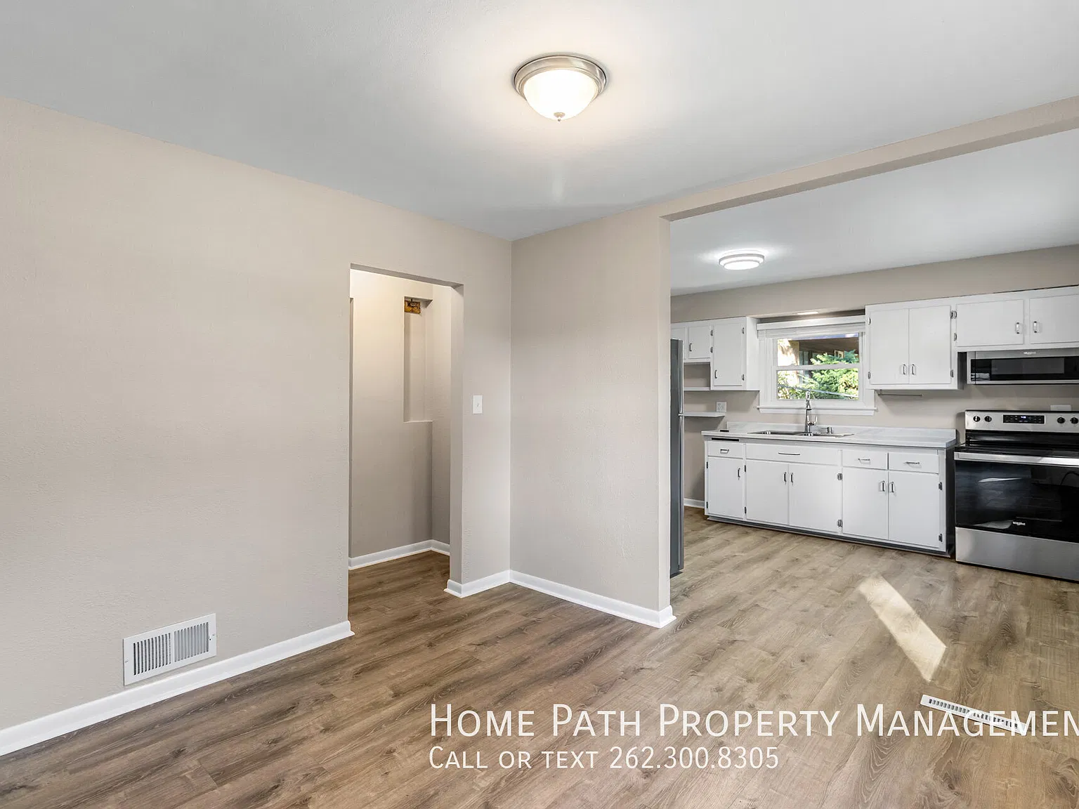 3 bed, 1.5 bath, 2060 sqft, $2,300 — Photo 4
