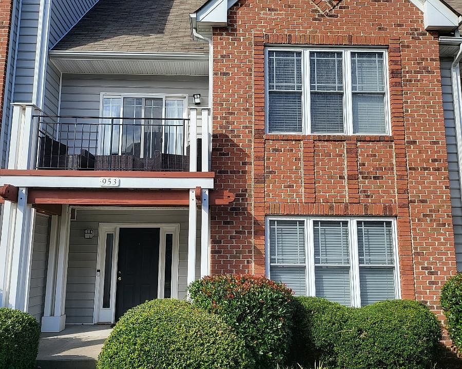 1st image of 953 Hollymeade Cir