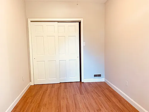 105 Buttonwood St Photo 1