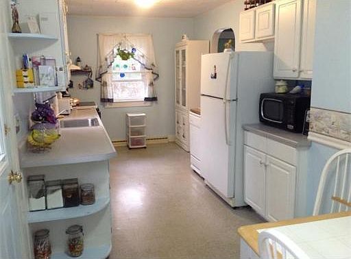 2nd image of 140 S Pickens St