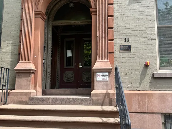 11 Ten Broeck Street, Albany, NY 12210