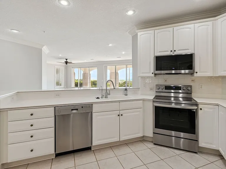 5284 Sea Chase Dr #1 — Photo 18