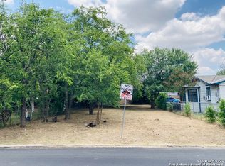 114 Amires Pl, San Antonio, TX 78237