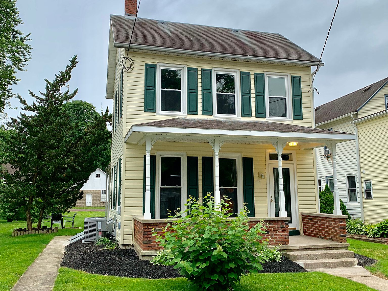 136 Spruce Rd, Riegelsville, PA 18077 Zillow