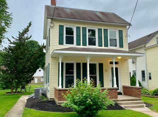 136 Spruce Rd, Riegelsville, PA 18077